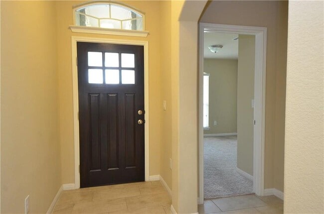 Building Photo - 12105 Harpster Bend