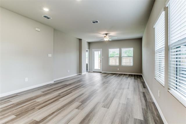Building Photo - 612 McKenna Dr