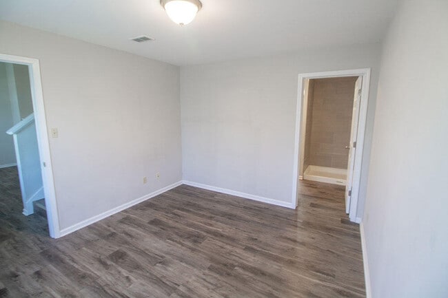 Building Photo - 3510 Forum Blvd