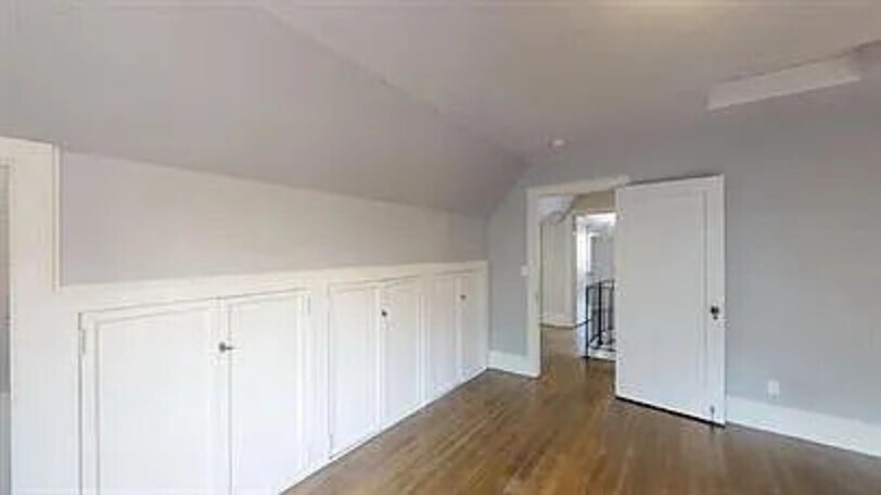 Building Photo - 3273 Kempton Ave