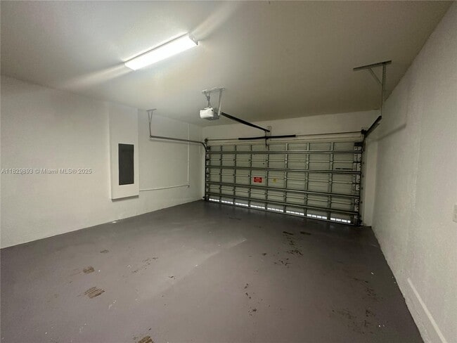 Building Photo - 15170 SW 119th Way