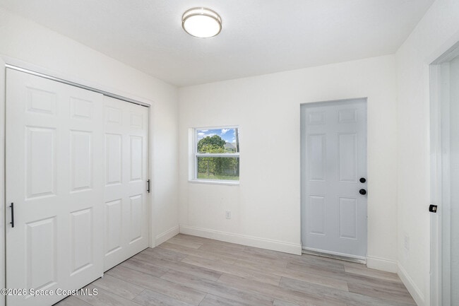 Building Photo - 320 Alabama Ave