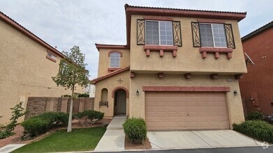 Building Photo - GORGEOUS HOME NEAR BLUE DIAMOND & DECATUR!!!!