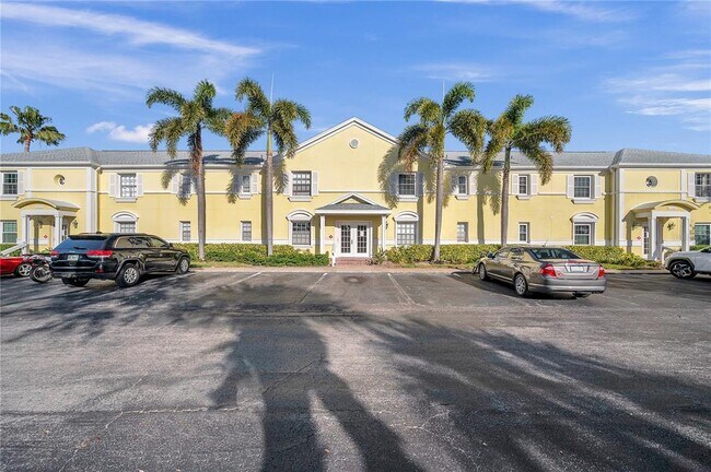 Building Photo - 4728 Beach Dr SE