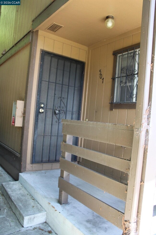 Building Photo - 507 Chabre Ct