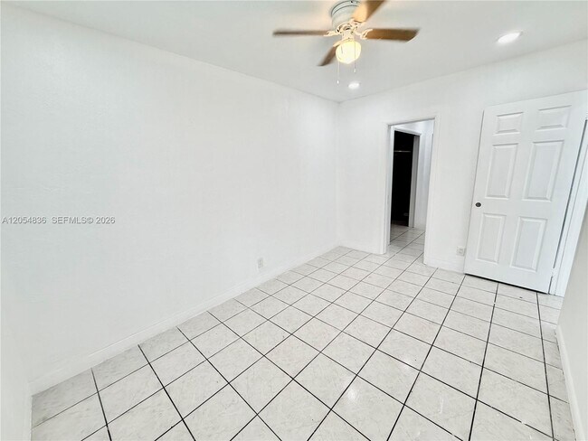 Building Photo - 2041 Jackson St