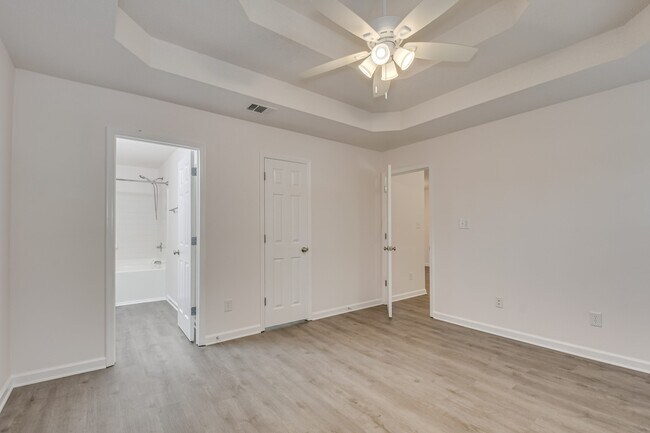 Building Photo - 513 Brians Way