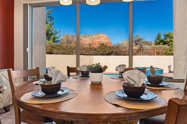 Building Photo - Vacation Rental- 30 Day rental