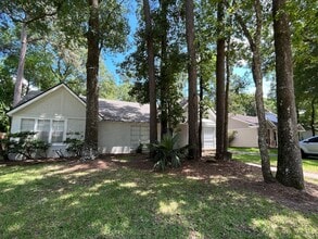 Building Photo - 4 bedroom, 2 bath - One story rental in Kingwood