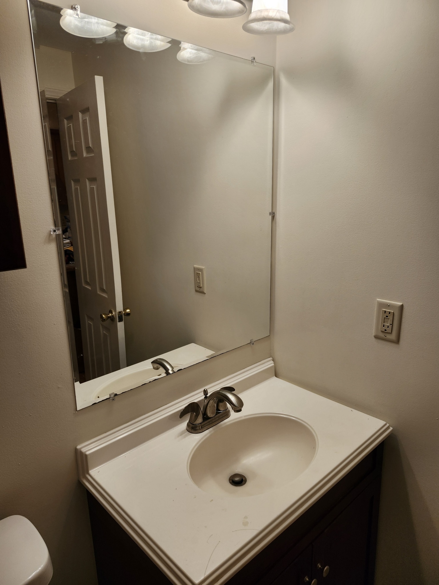 Building Photo - 142 Watertree Dr