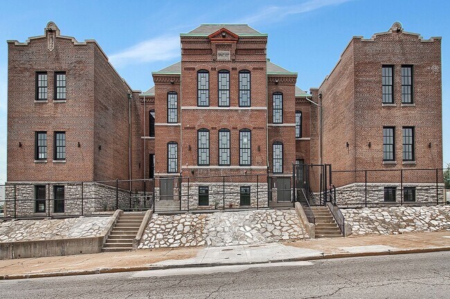 Building Photo - Too Cool for School