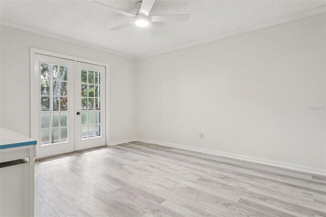 Building Photo - 2101 Fox Chase Blvd