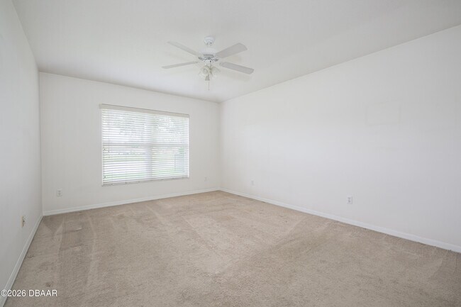 Building Photo - 1712 Arash Cir