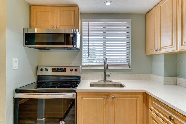 Building Photo - 4242 Heron Way