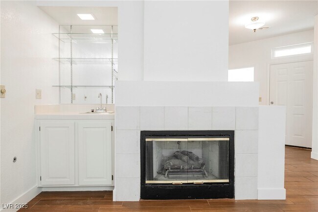 Building Photo - 7829 Ben Hogan Dr
