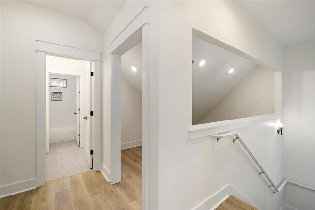 Building Photo - 4028 Poets Trl