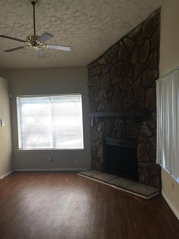 Building Photo - 15714 Baybriar Dr