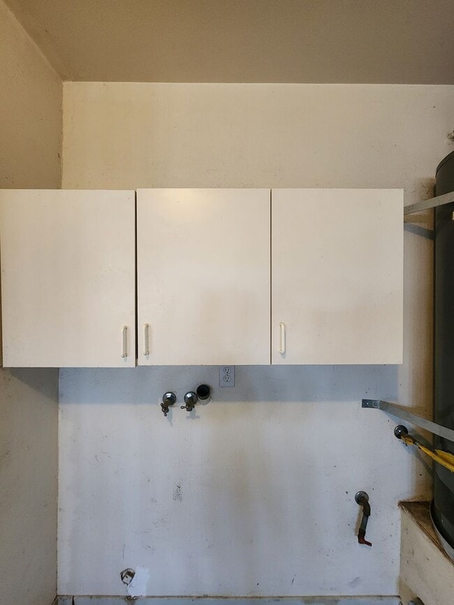 Building Photo - Charming 3 Bedroom Nipomo Home