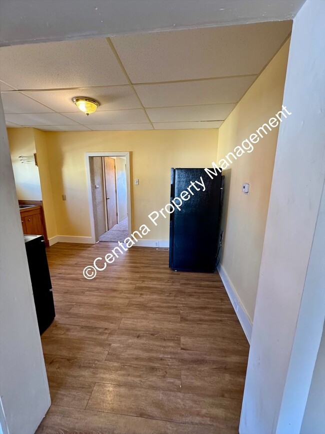 Building Photo - 1 Bed 1 Bath located in the heart of Anaconda
