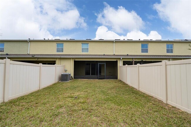 Building Photo - 9052 Wildflower Ln