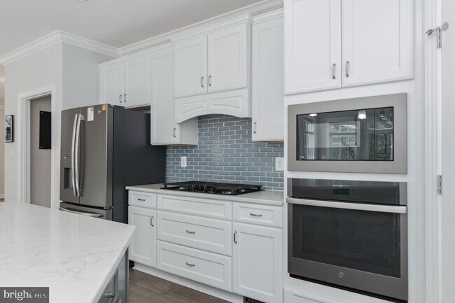 Building Photo - 11492 Wisteria Ln