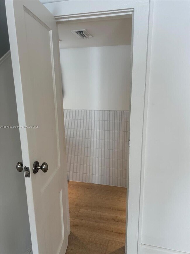 Building Photo - 177 NE 44th St