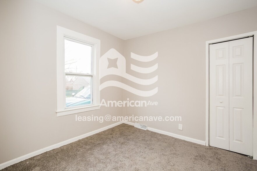 Building Photo - 8244 Cadillac Ave