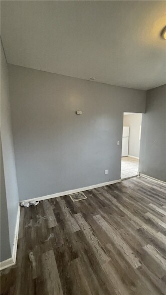 Building Photo - 139 N Water Ave