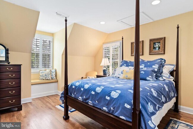 Building Photo - 27370 Rest Cir