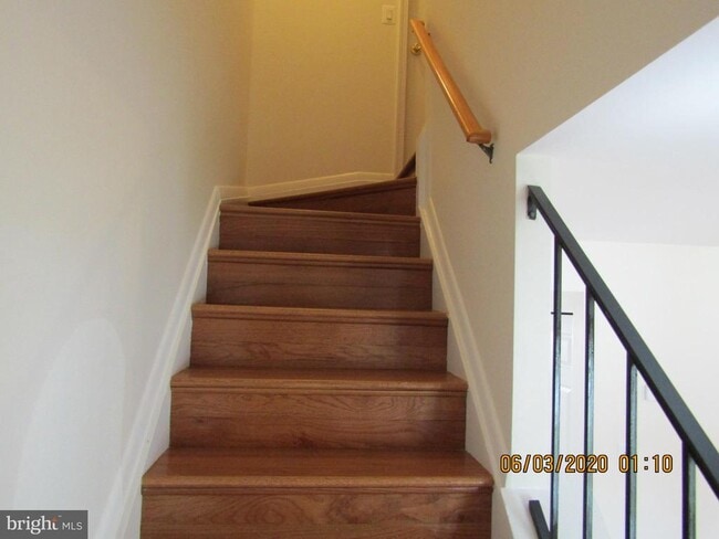 Building Photo - 4158 Hamlin Ct