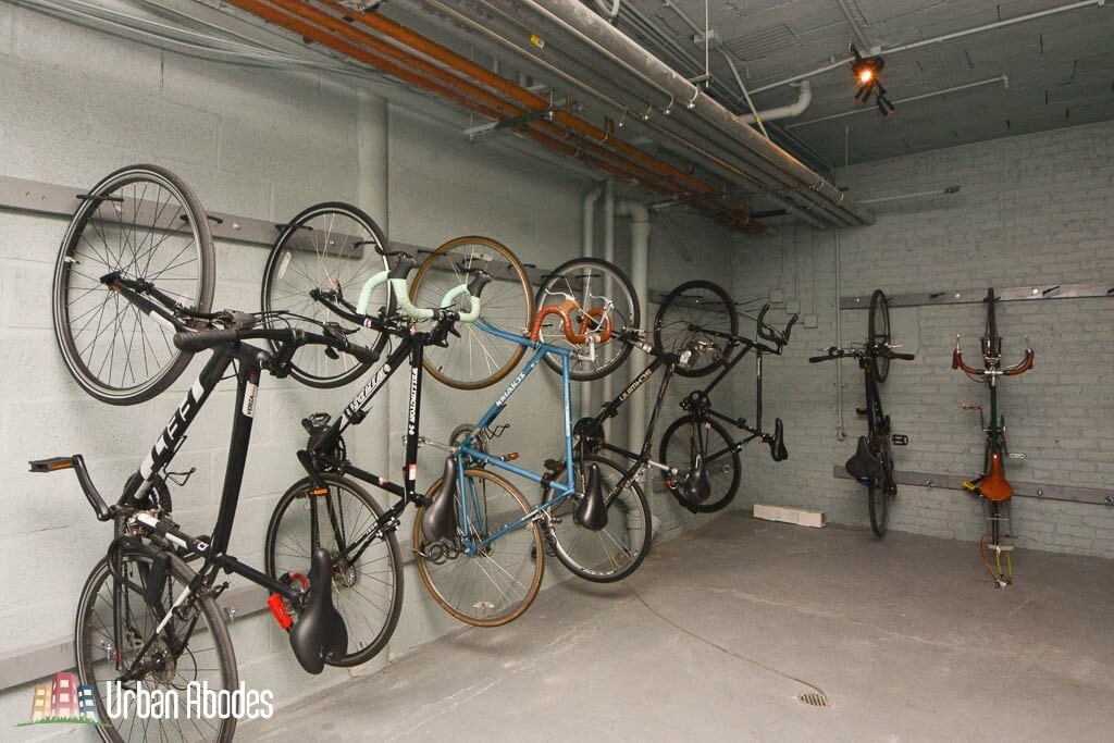 Building Photo - 2915 N Mildred Ave