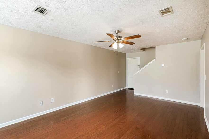 Building Photo - 1416 Sprucedale Dr