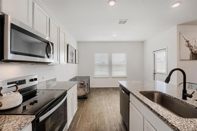 Building Photo - 18517 Cremello Dr