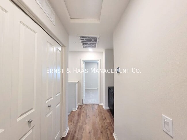 Building Photo - 14414 Strawberry Ln