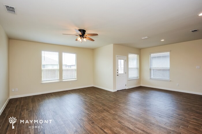 Building Photo - 1012 Nicole Way