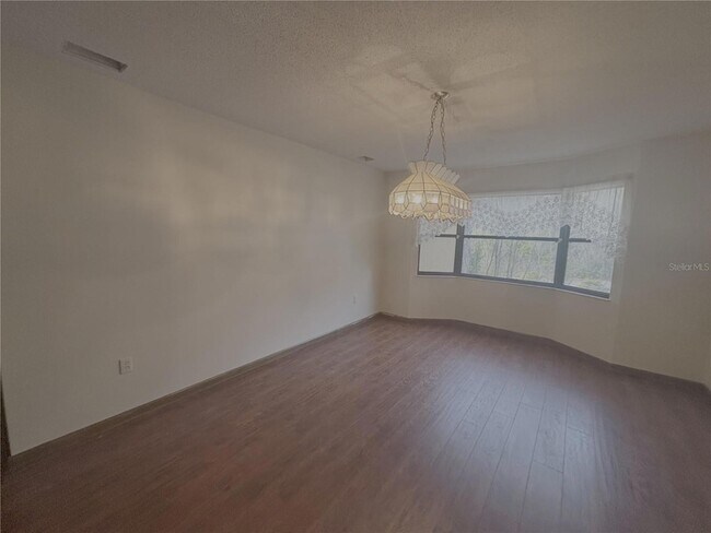 Building Photo - 6520 W Candier Ct