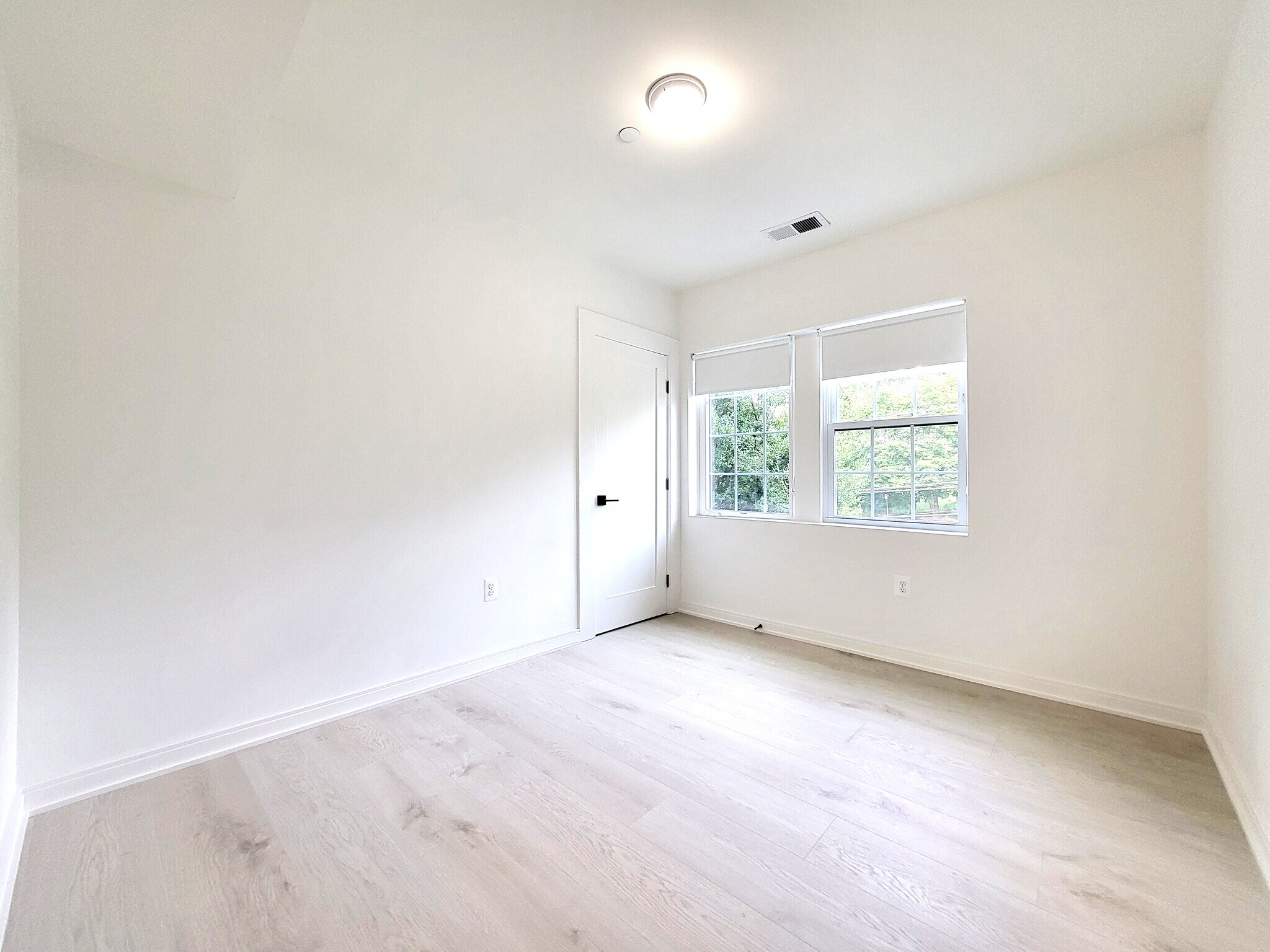 Building Photo - 4710 41st St NW