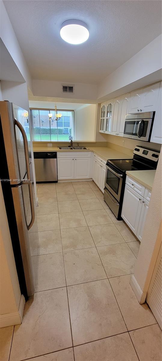 Building Photo - 8292 NW 24th St