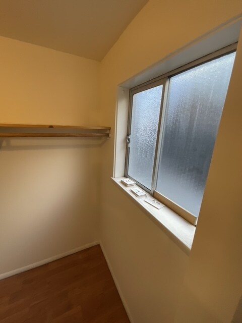 Building Photo - 935 N 85th St