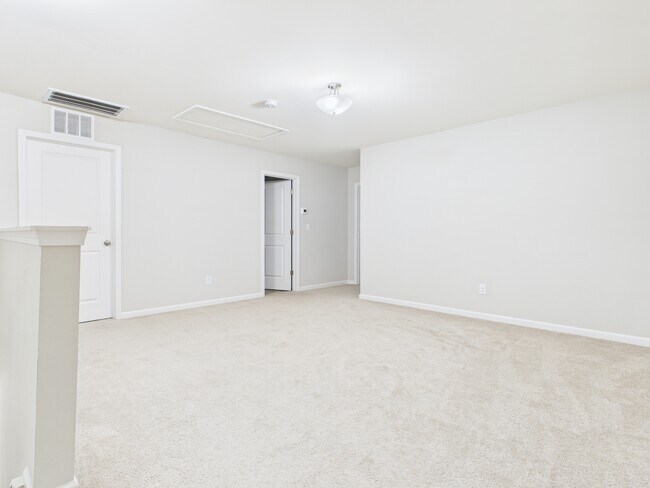 Building Photo - 5939 River Mdw Ct