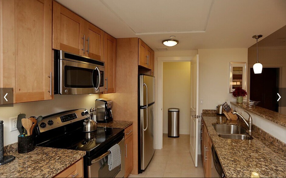 Building Photo - 87 New St