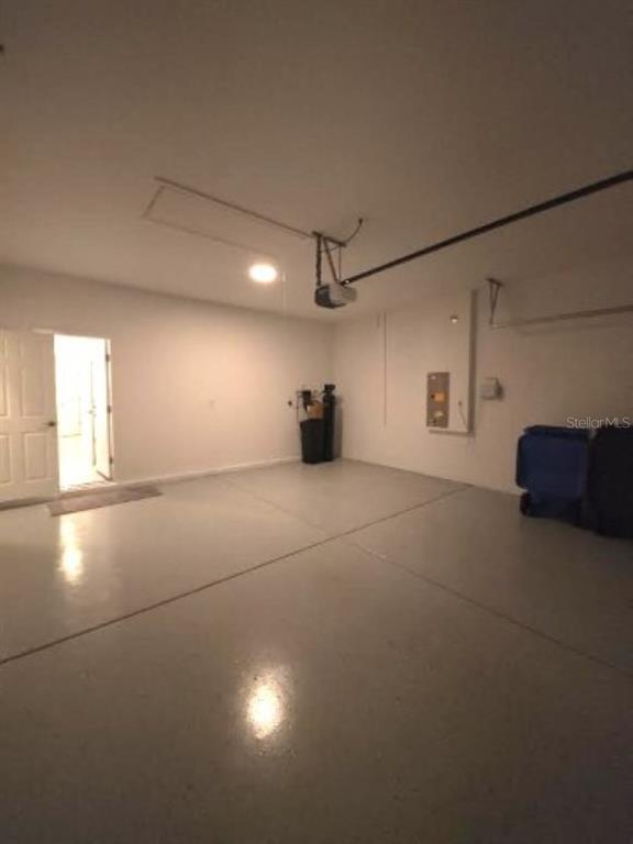 Building Photo - 10715 New Morning Dr