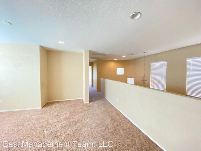 Building Photo - 3 br, 2 bath House - 9118 Wine Cellar - Wi...