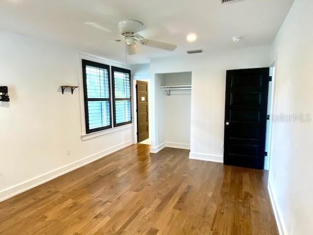 Building Photo - 3611 Bradenton Rd