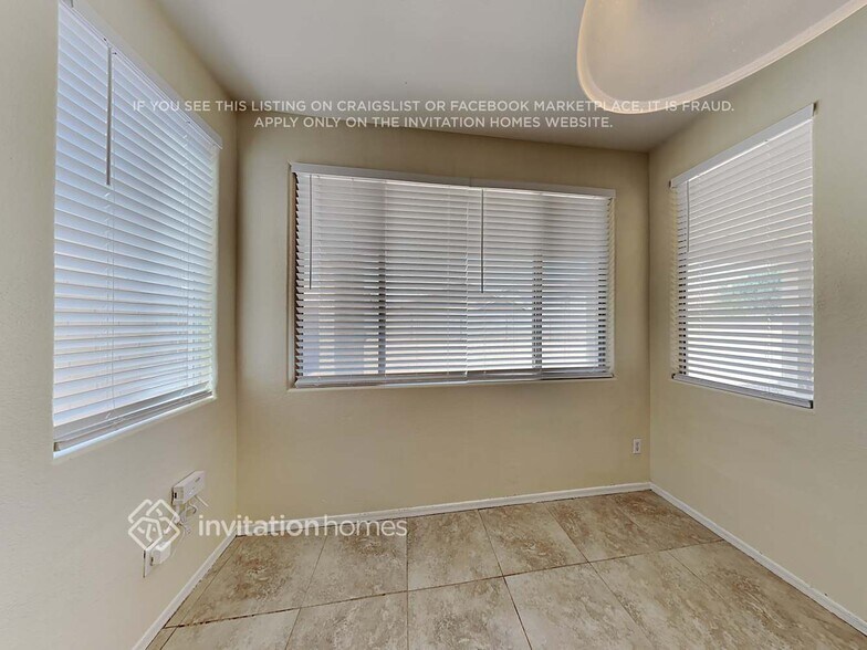 Building Photo - 14682 W Mandalay Ln