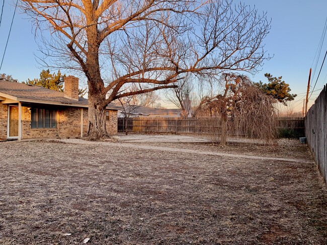 Building Photo - 4819 14th St