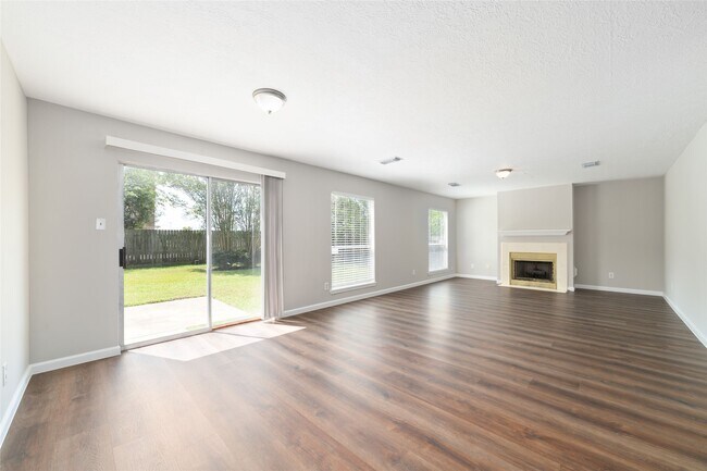 Building Photo - 14431 Parkesgate Dr