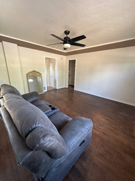 Building Photo - 3210 S Ammon Rd