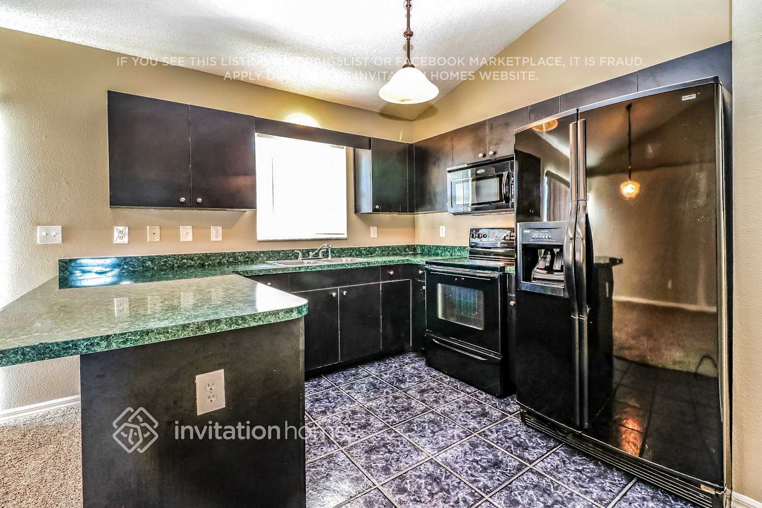 Building Photo - 6380 25 Way S