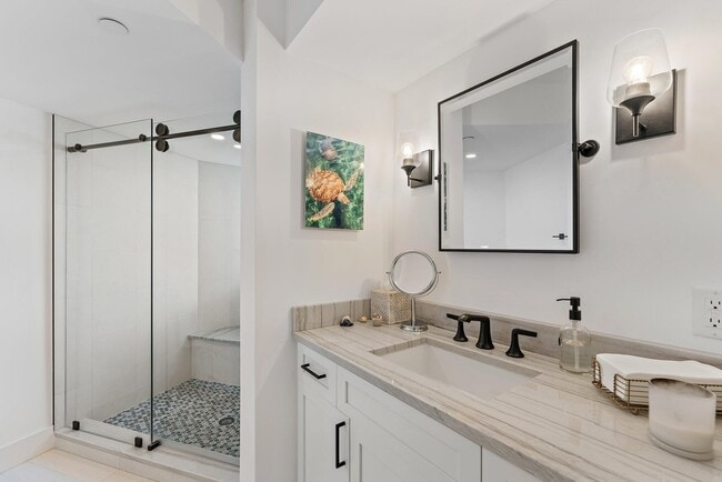 Building Photo - 19800 Sandpointe Bay Dr